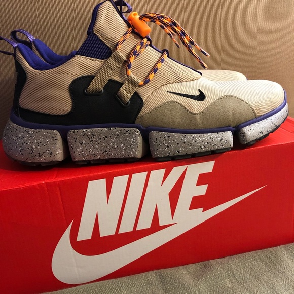 Nike Other - Nike pocketknife DM size 9.5